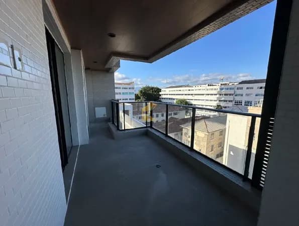 Apartamento Padrão 1 Dormitório sendo 1 Suíte, no bairro do Boqueirão em Santos