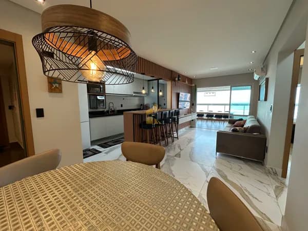 Apartamento no bairro Aviação em Praia Grande, SP. 2 dormitórios sendo 1 suíte.