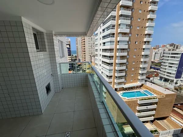 Apartamento vista mar, 2 dormitorios sendo 1 suite, 2 vagas, aviação