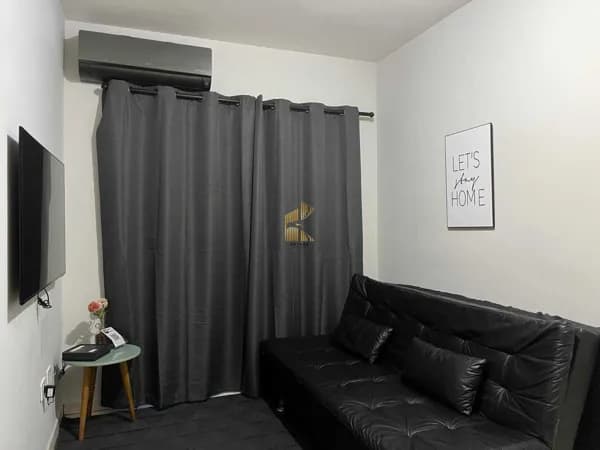 Apartamento à venda no bairro Aviação em Praia Grande, SP. 1 dormitório.