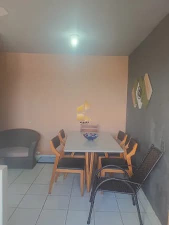 Apartamento à venda no bairro Jardim Melvi em Praia Grande, SP. 2 dormitórios.