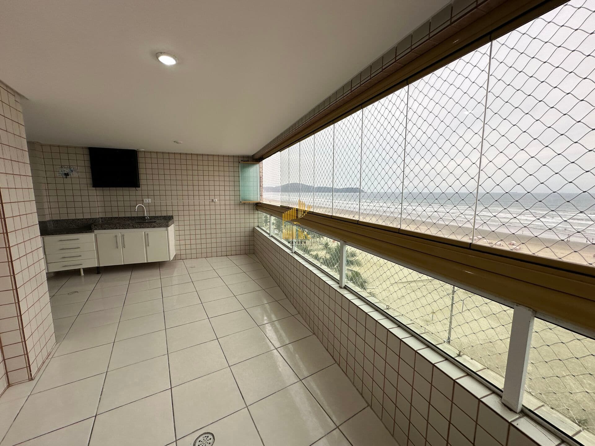 Apartamento Alto Padrão 3 suítes 2 vagas de garagem no bairro aviação