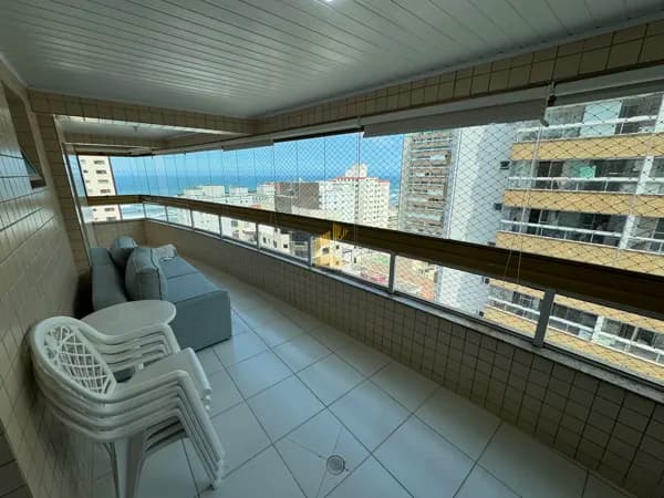 Apartamento 3 dormitórios sendo 2 suites, 2 vagas, varanda com churrasqueira a carvão vista mar