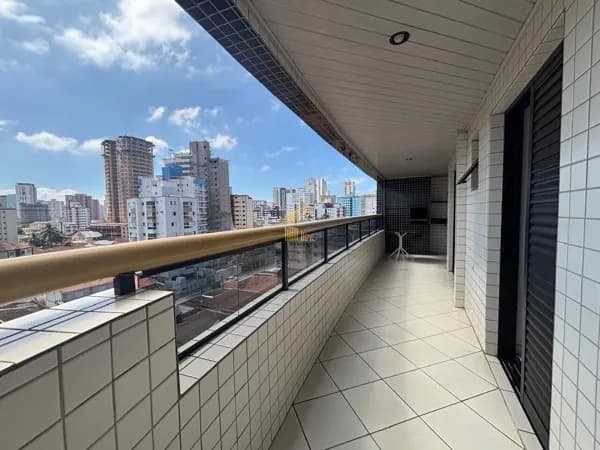 Apartamento 2 dormitórios sendo uma suite, 1 vaga, Guilhermina.