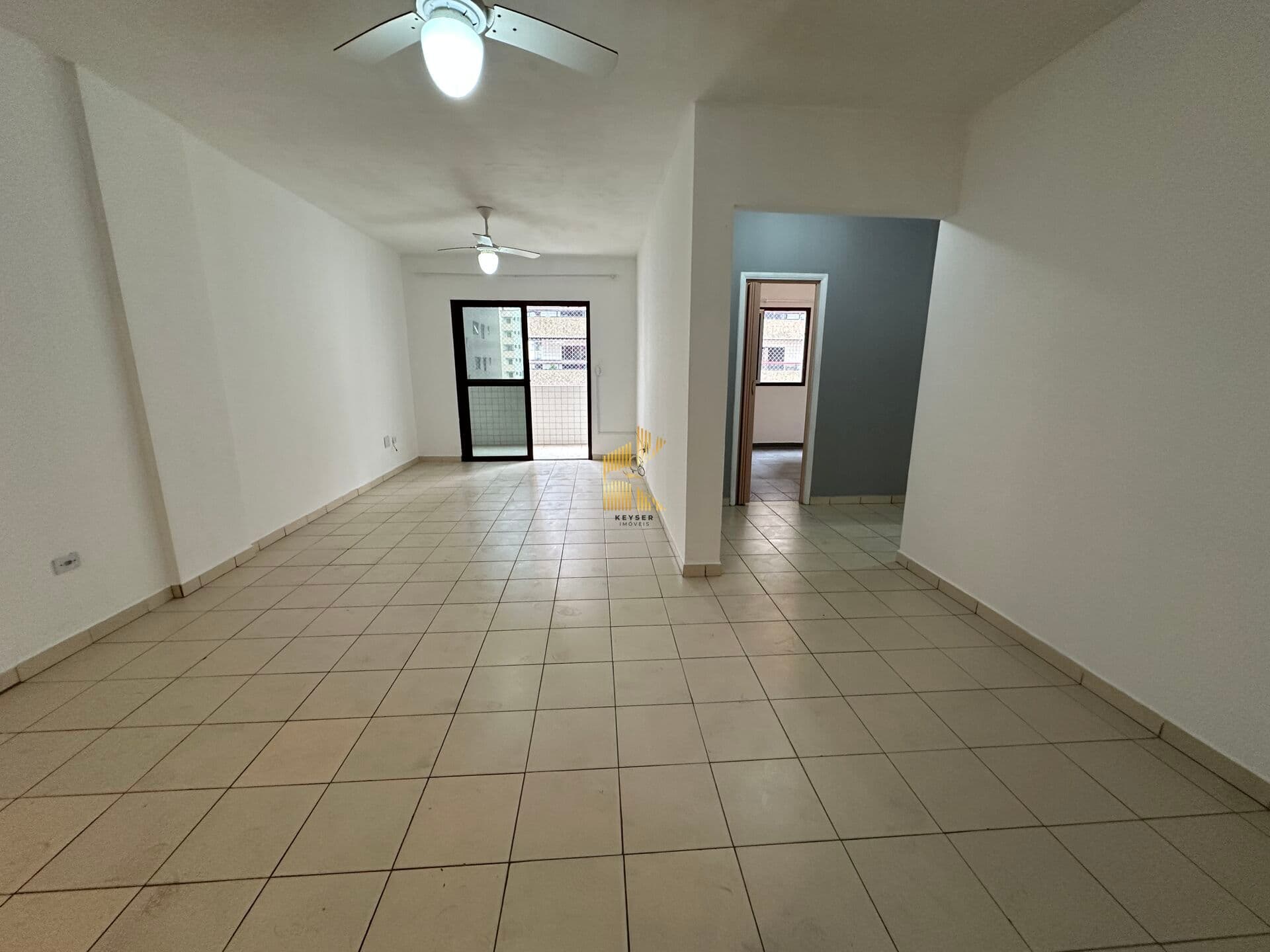 Apartamento 2 dormitorios, 2 vagas no Bairro Tupi