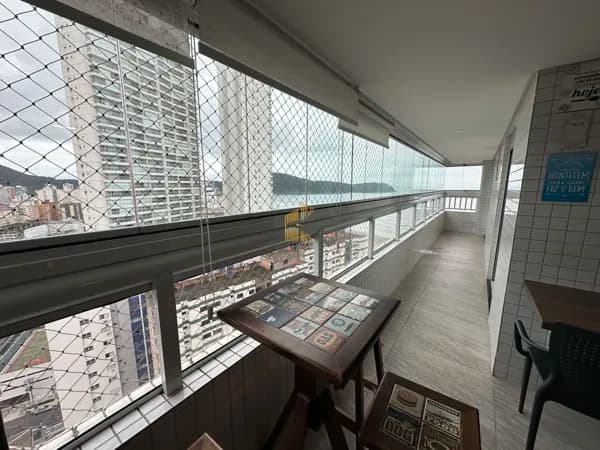 Apartamento vista mar 3 suites, lavabo, 2 vagas demarcadas, Guilhermina