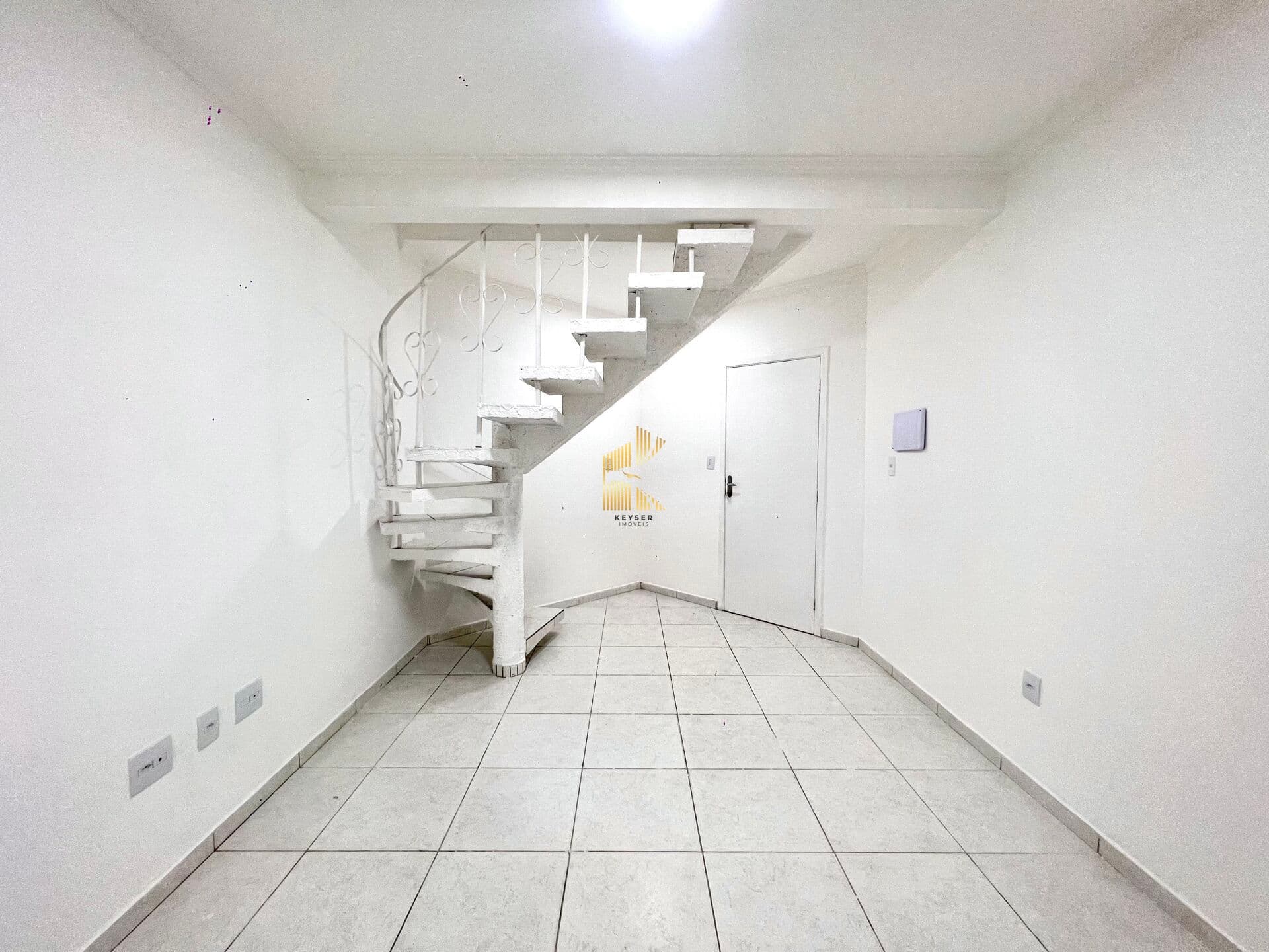 Casa em Condomínio, 2 suites, 1 vaga, canto do forte