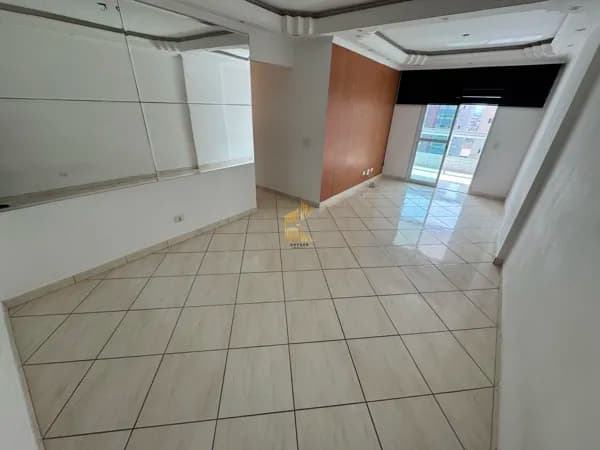 Apartamento na Ocian 3 dormitórios 2 suítes e 2 vagas de garagem