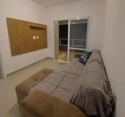 Apartamento na Guilhermina 1 suíte e 1 vaga de garagem