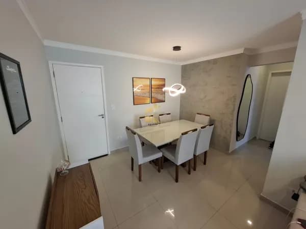 Apartamento 2 Dormitórios 1 suíte e 1 vaga de garagem no bairro Canto do Forte