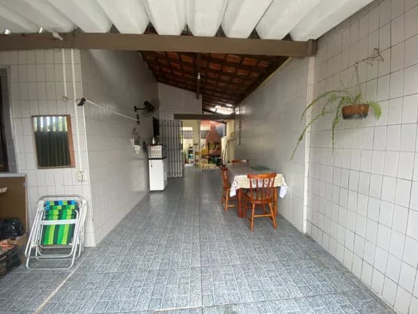 Casa 2 dormitórios, 1 vaga, maracanã