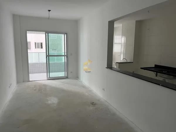 Apartamento à venda no bairro Ocian em Praia Grande, SP. 2 dormitórios sendo 1 suíte