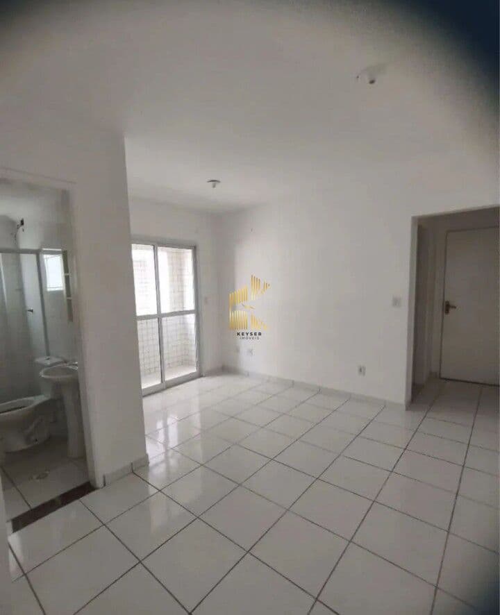 Apartamento Padrão com 2 dormitórios sendo 1 suite e 1 vaga de garagem no bairro Aviação