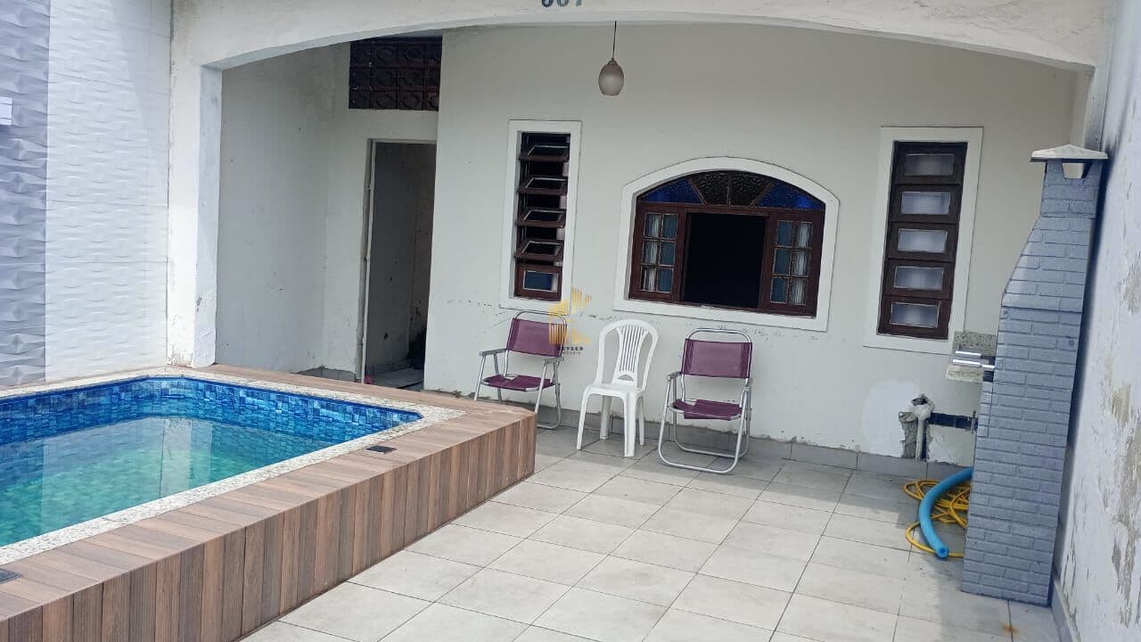 Casa 3 dormitórios 1 suíte e 1 vaga de garagem no bairro Caiçara