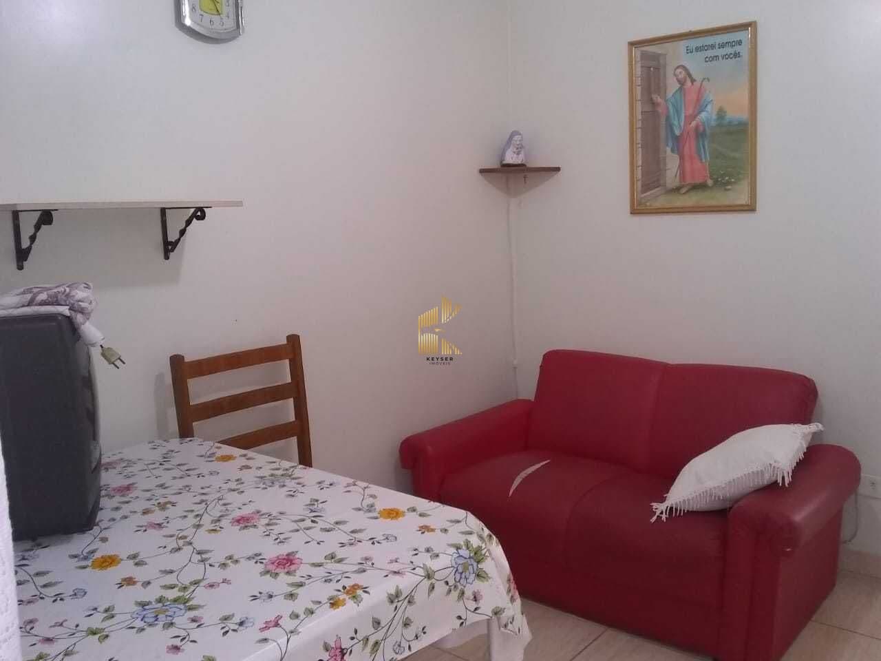 Apartamento Padrão com 1 dormitorio e 1 vaga de garagem no bairro Mirim