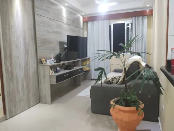 Apartamento com 2 dormitorios, mobiliado e reformado