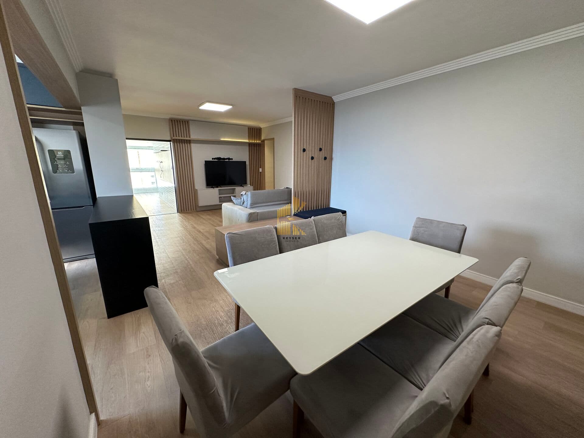 Apartamento 3 suítes com 1 vaga de garagem