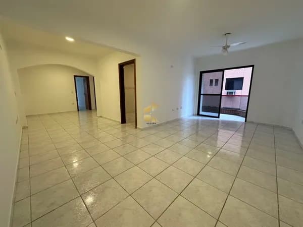 Apartamento à venda no bairro Canto do forte em Praia Grande, SP. 2 dormitórios, 1 suíte!
