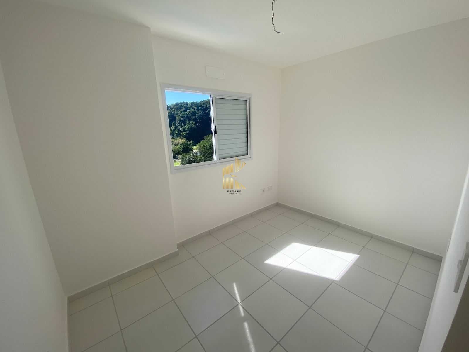 Apartamento à venda no bairro Boqueirão em Praia Grande, SP. 2 dormitórios sendo 1 suíte.