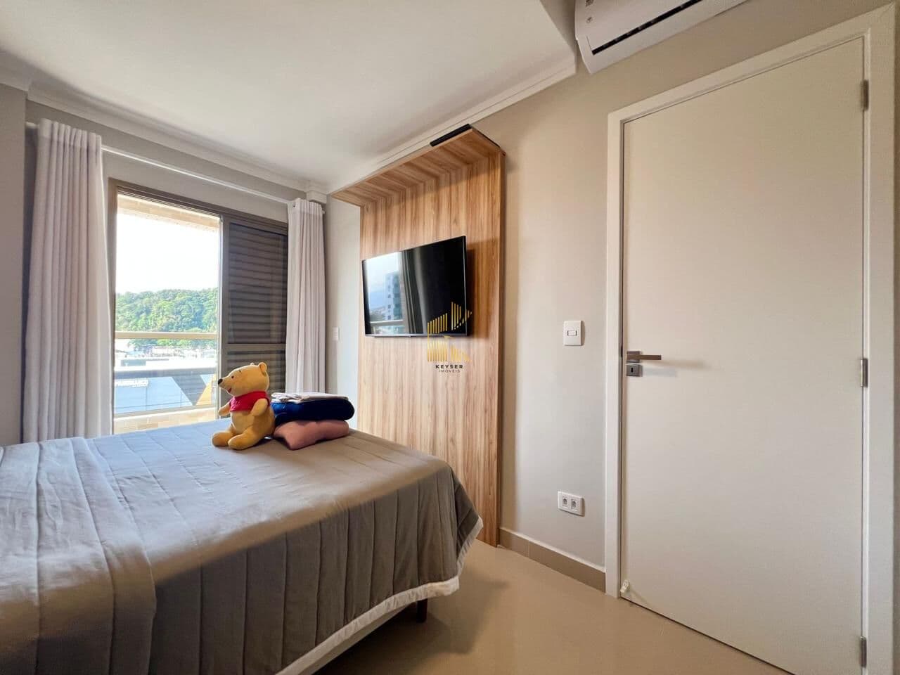 Apartamento à venda no bairro Boqueirão em Praia Grande, SP. 2 dormitórios