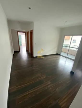 Apartamento na Guilhermina 2 dormitórios 1 suíte e 1 vaga de garagem
