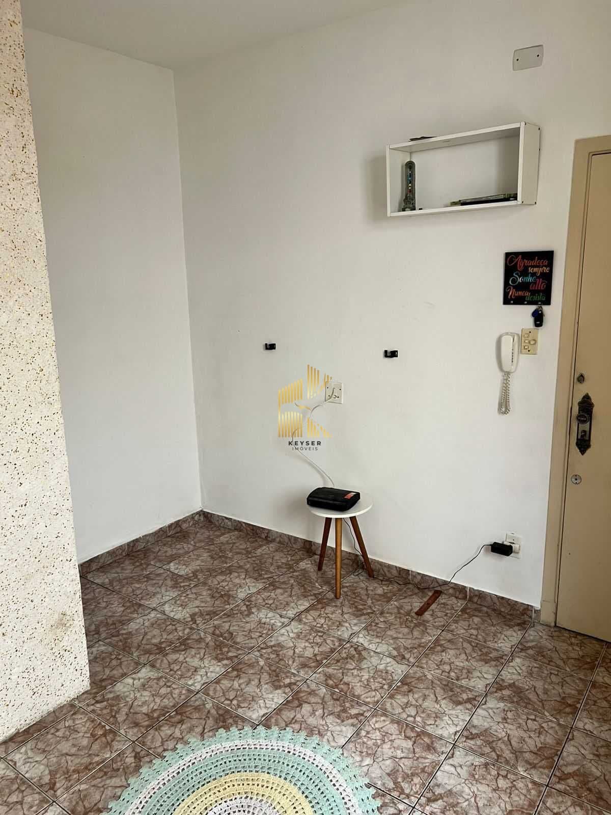 Apartamento à venda no bairro Macuco em Santos, SP. 2 dormitórios.