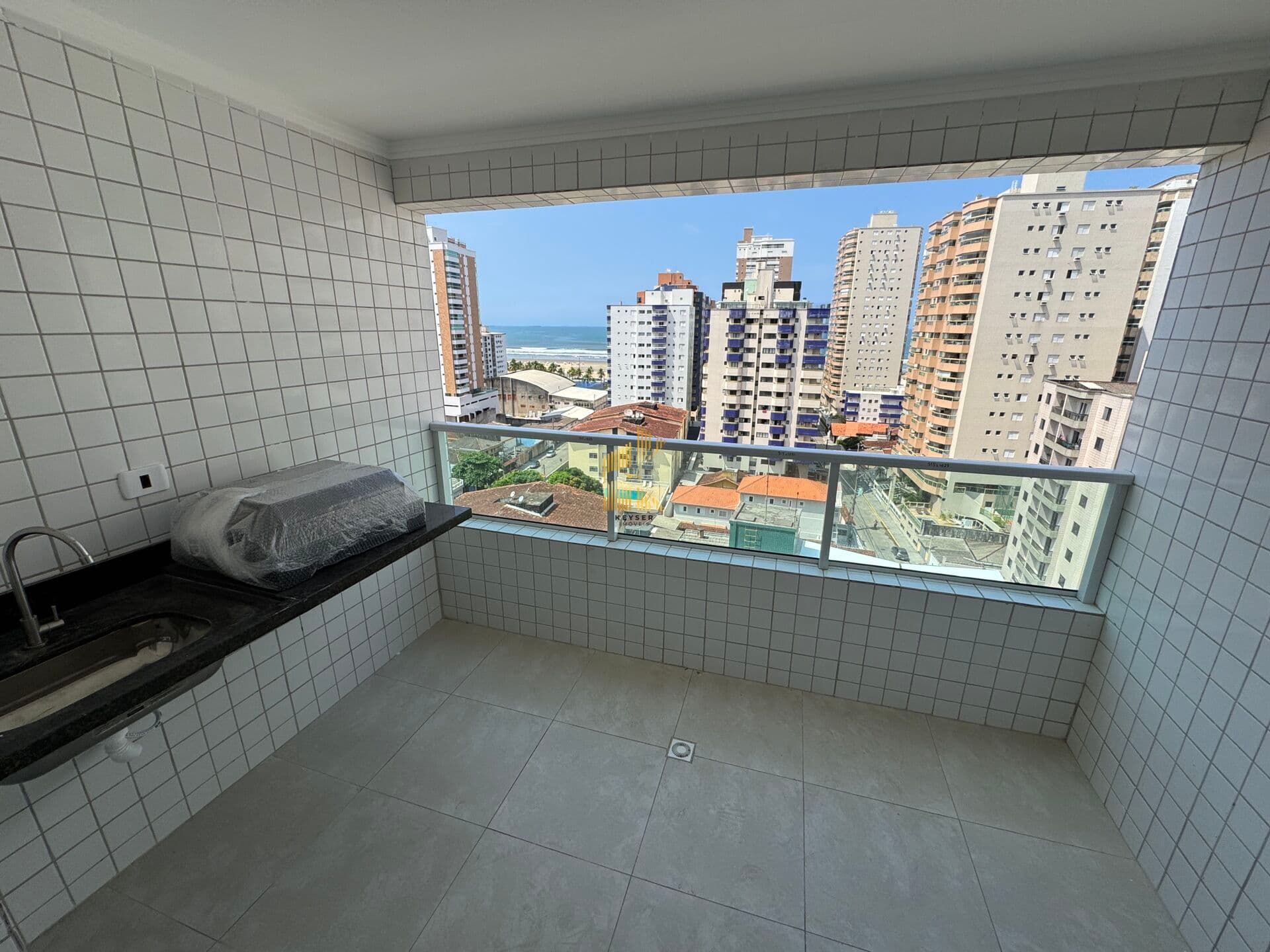 Apartamento vista mar, 2 dormitórios 1 suite, 1 vaga, aviação