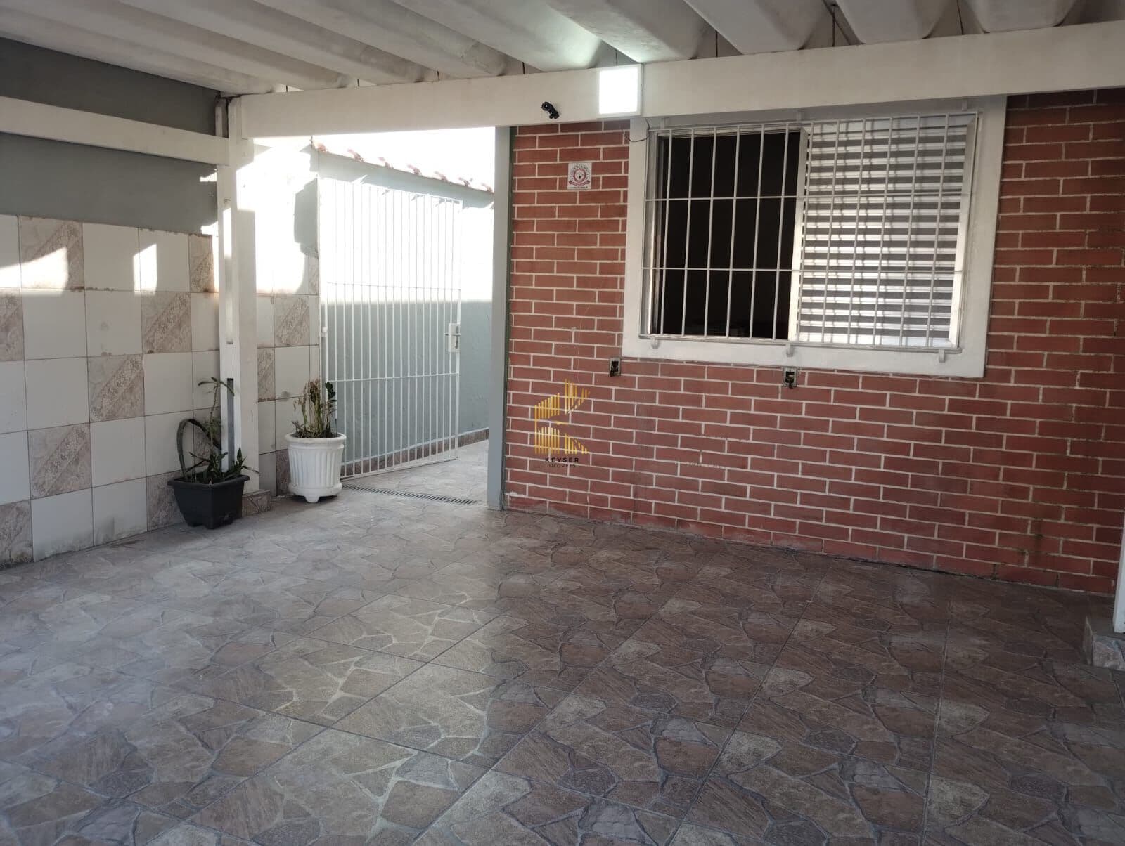 Casa á venda