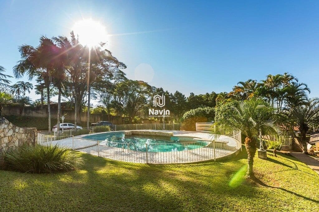 Casa alto padrão à venda na Vila Santista em Atibaia SP
