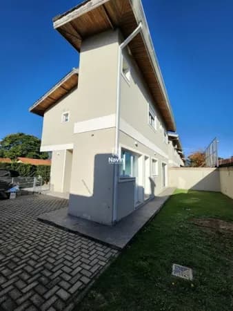 Casa com 3 suítes à venda, 128 m² na Vila Petrópolis em Atibaia/SP