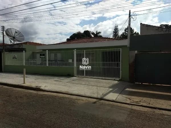 Casa à venda com 3 dormitórios em Atibaia SP