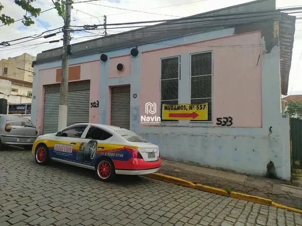 Galpão comercial com 1.080m² para locação no Centro em Atibaia SP