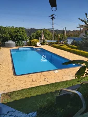 Casa à venda com 4 quartos no Condomínio Shangri-lá em Atibaia-SP