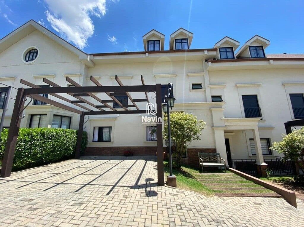Casa com 4 suítes à venda em condomínio na Nova Gardênia em Atibaia SP