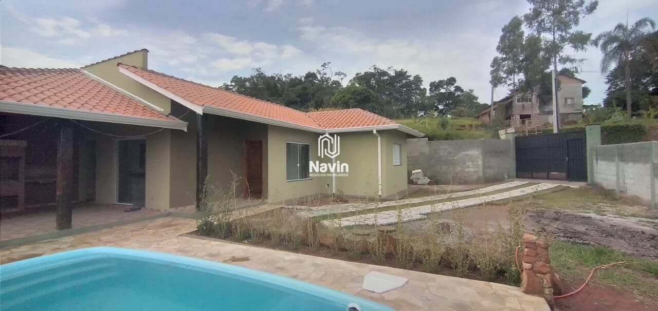 Linda casa térrea à venda em Atibaia/SP
