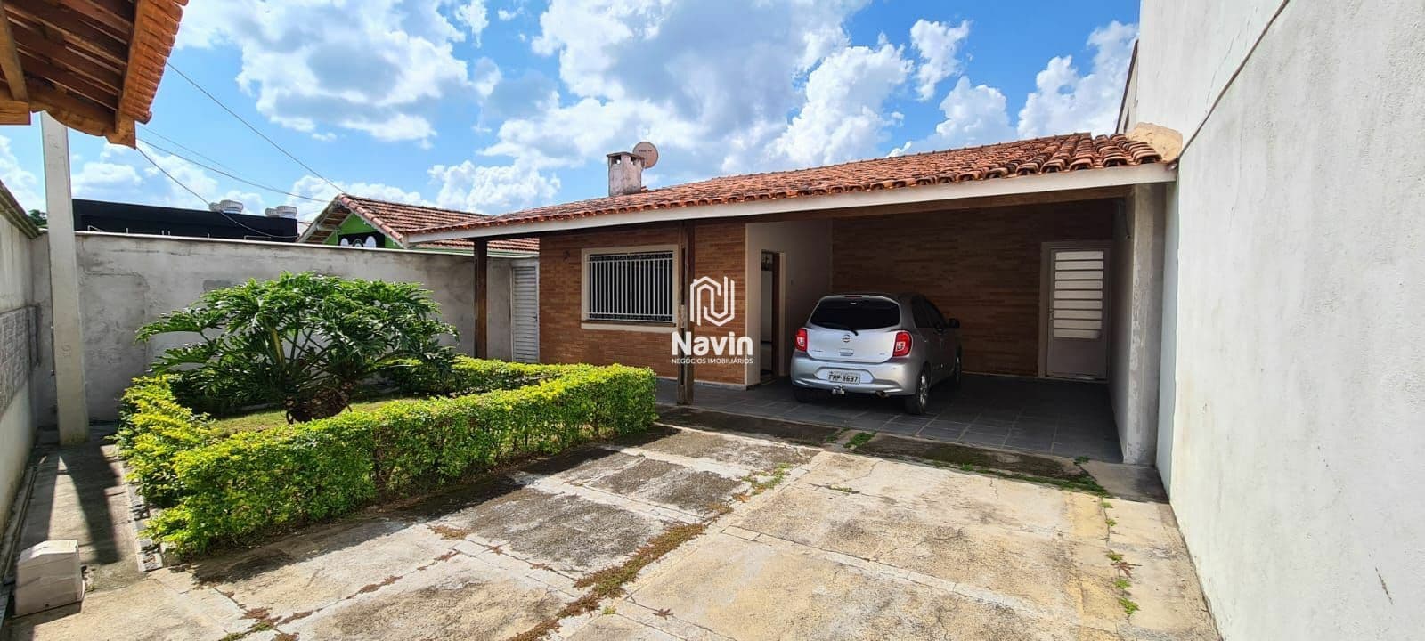 Casa com 3 dormitórios para locação em Atibaia/SP