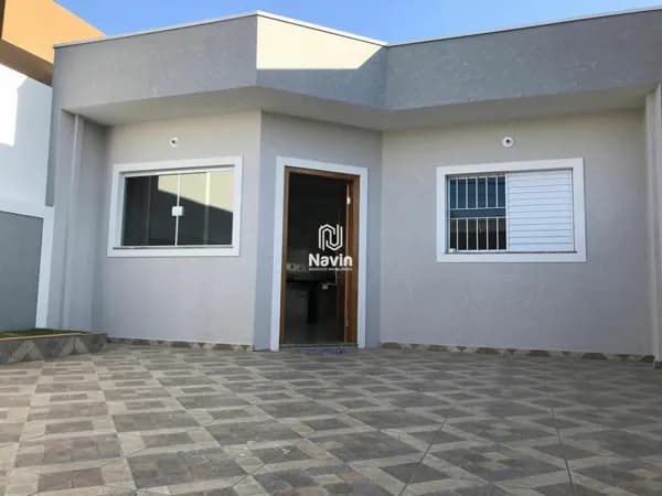 Casa com 2 suítes e piscina à venda em Atibaia/SP