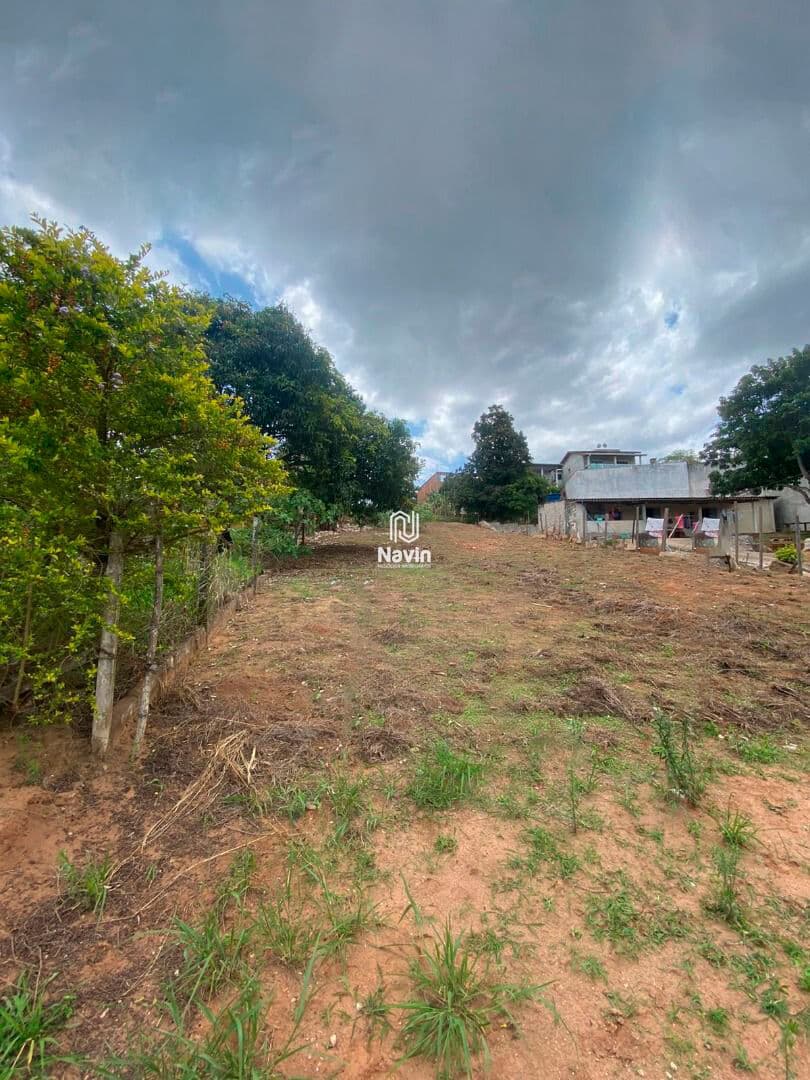 Terreno a venda com 661m² no bairro Atibaia Belvedere