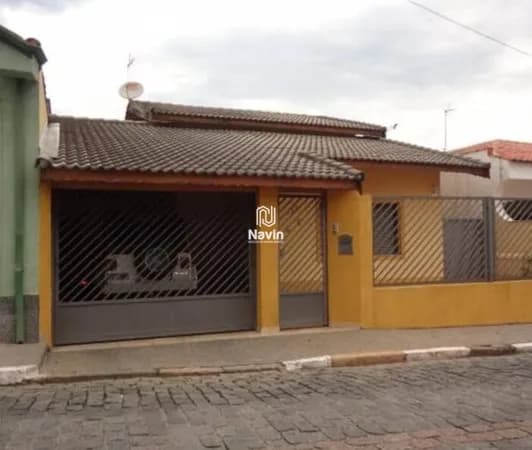 Casa à venda no Centro em Atibaia SP