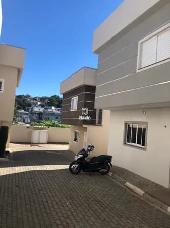 Casa com 3 dormitórios à venda em Atibaia/SP