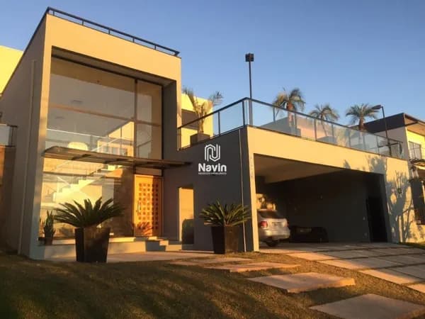 Casa a venda no Condomínio Porto Atibaia com 5 quartos em Atibaia