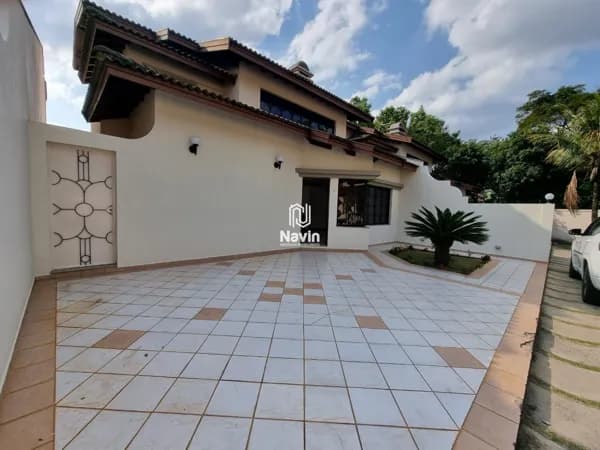 Casa com 3 suítes para locação em Condomínio em Atibaia/SP