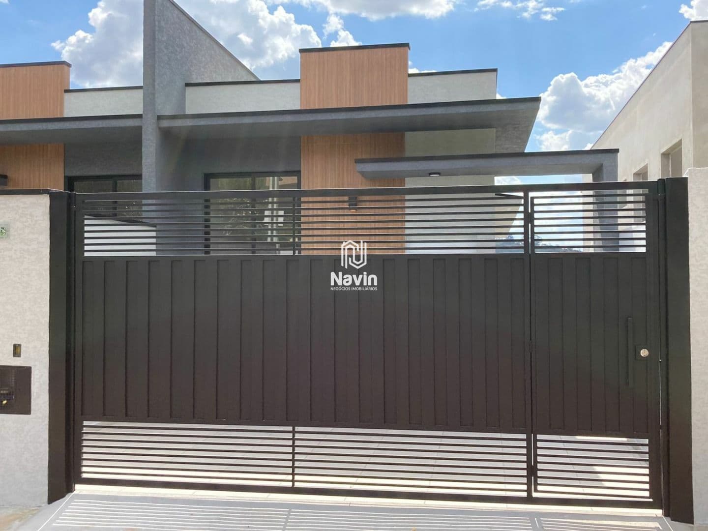 Casa com 3 dormitórios à venda, 115 m² por R$ 715.000,00 - Jardim dos Pinheiros - Atibaia/SP