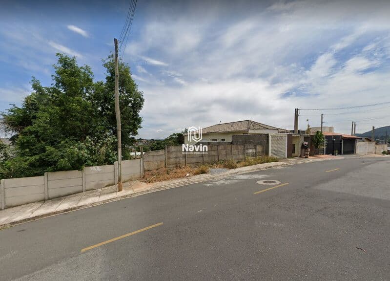 Terreno a venda para construção de 2 casas com 300 metros no Jardim Maristela Atibaia SP