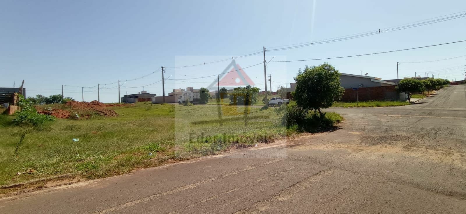 Terreno de esquina em Regente Feijó/SP