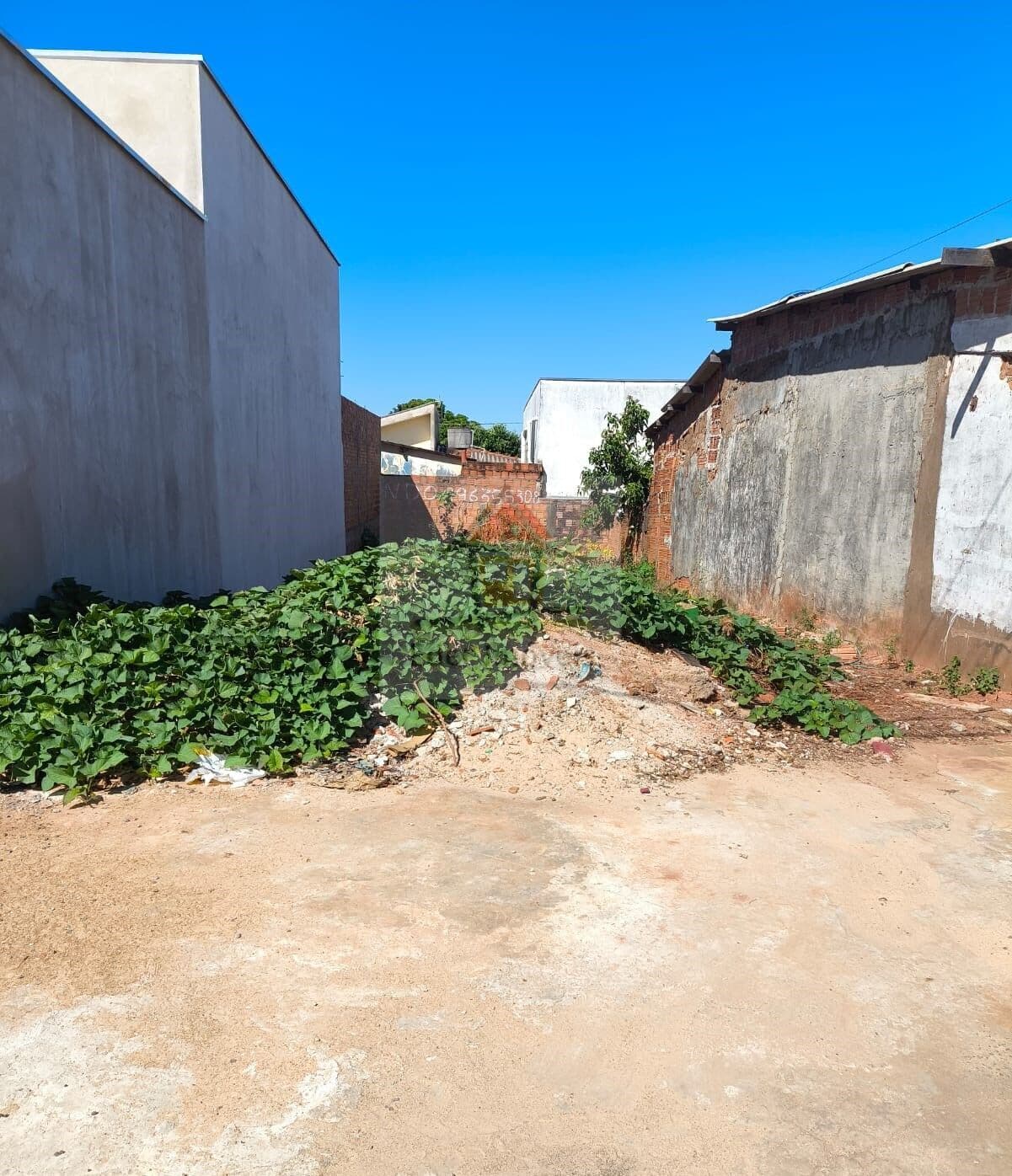 Terreno à Venda