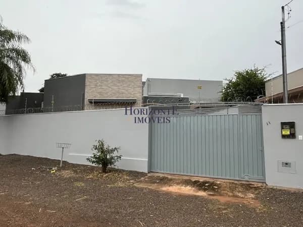 CASA SEMINOVA PERTO DO COMPER DA SPIPE CALARGE
