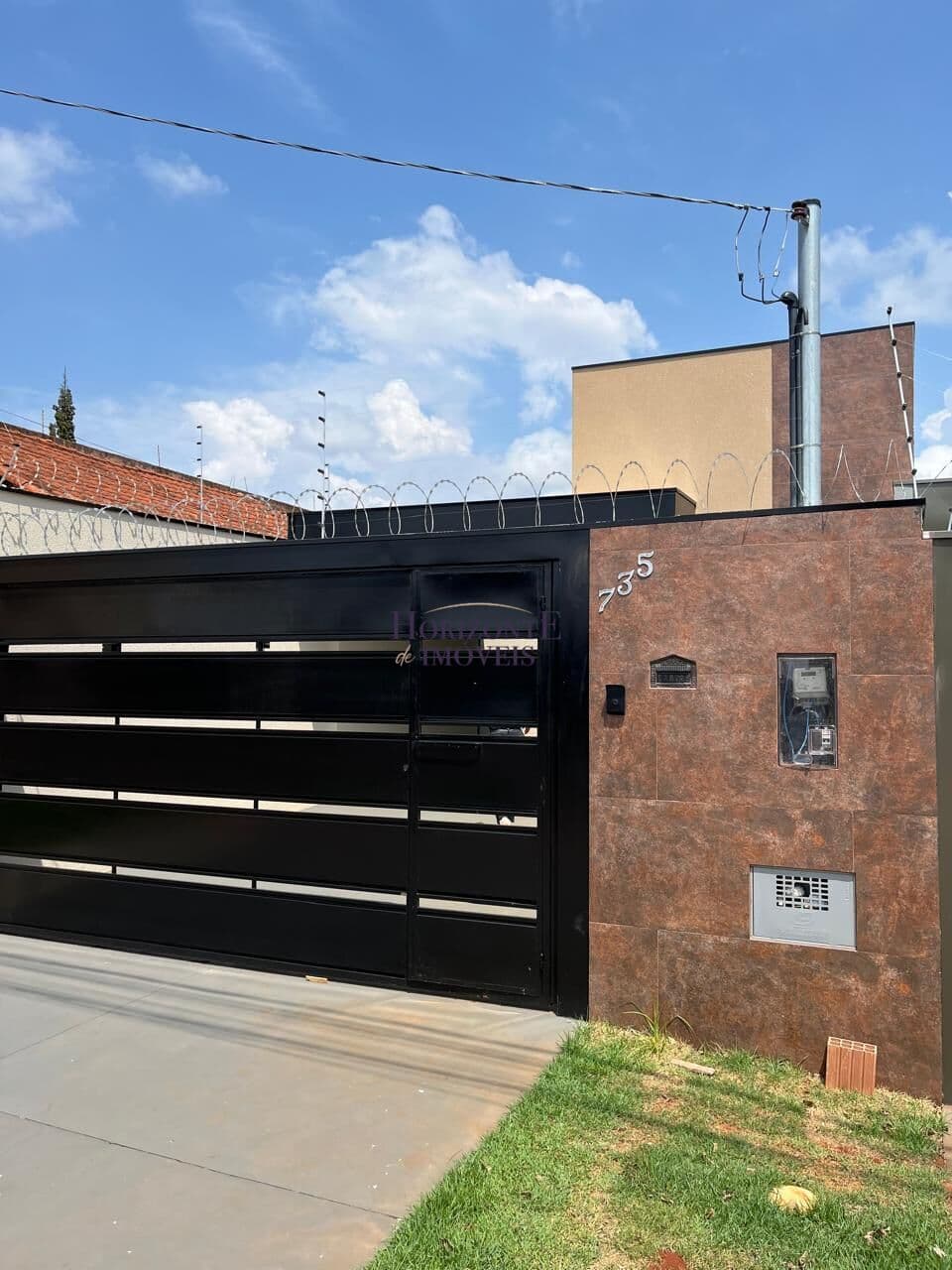 Casa nova com três quartos