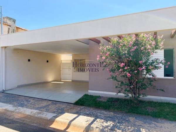 Casa no Condomínio Jardim de Versalles - Tijuca, Campo Grande/MS