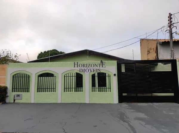 Casa Térrea com quintal